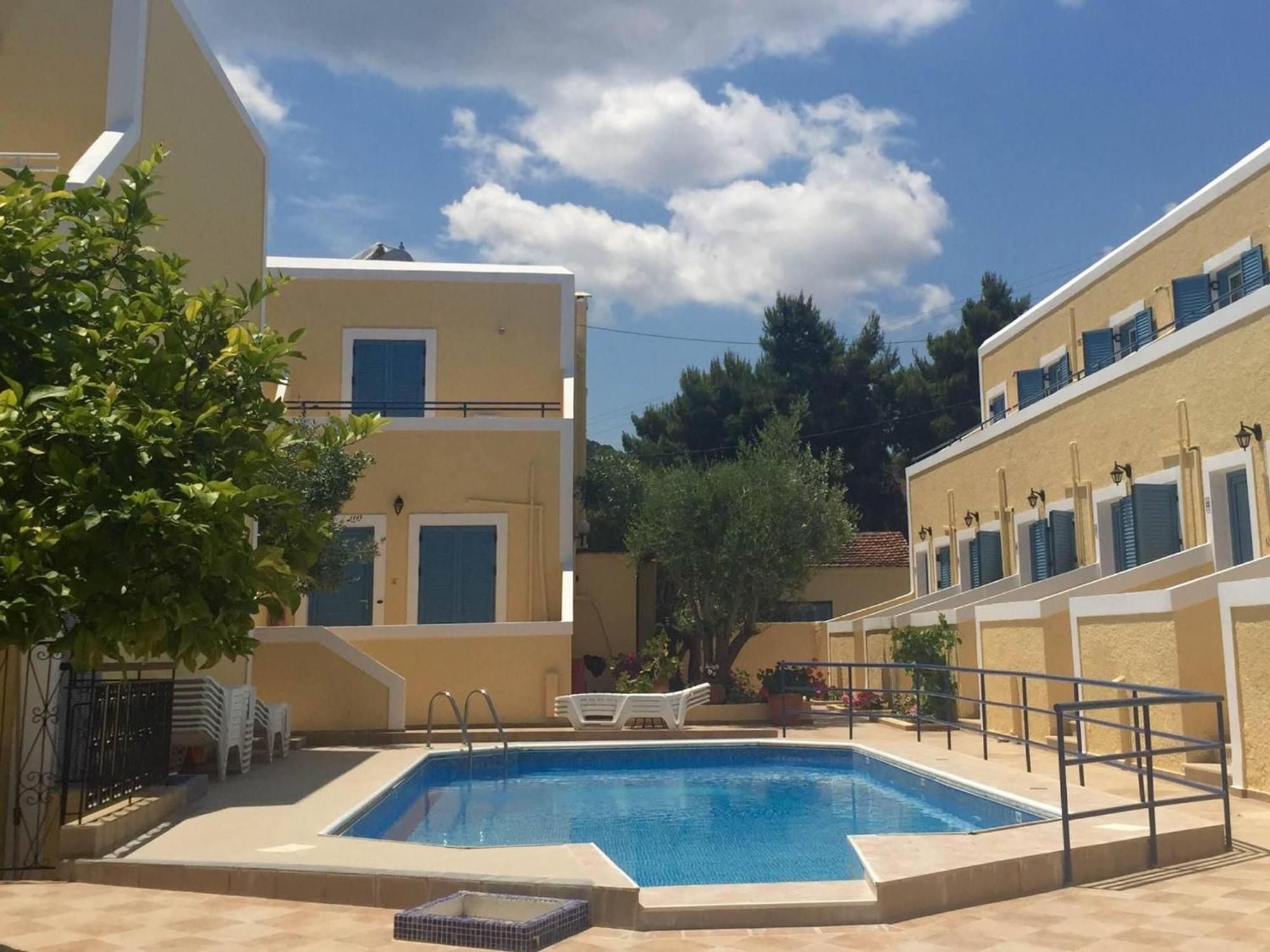 Esperides Maisonettes Agia Marina  Dış mekan fotoğraf